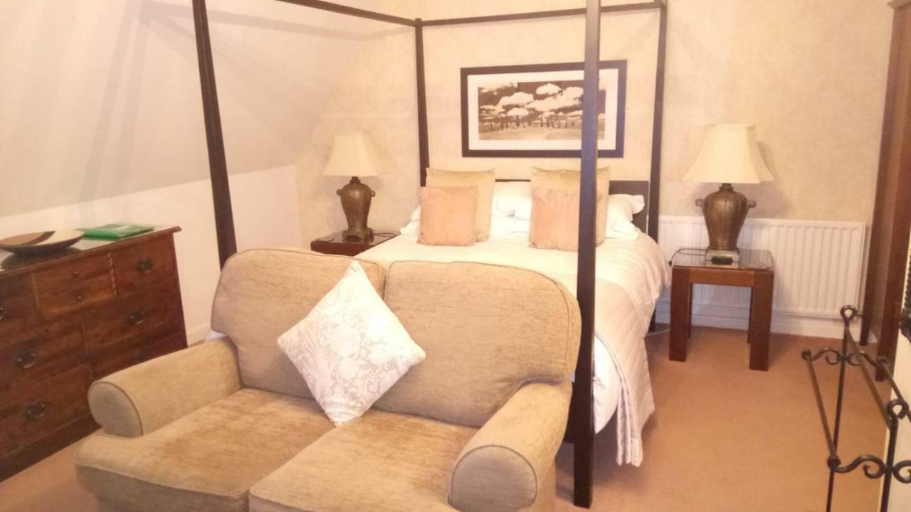Applecroft Bed And Breakfast เซนต์ออสเทลล์ ภายนอก รูปภาพ