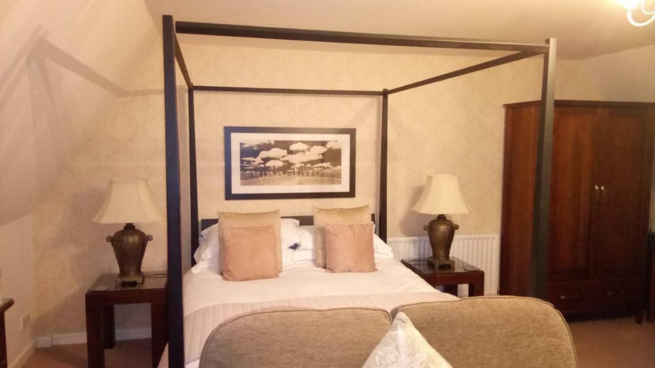 Applecroft Bed And Breakfast เซนต์ออสเทลล์ ภายนอก รูปภาพ
